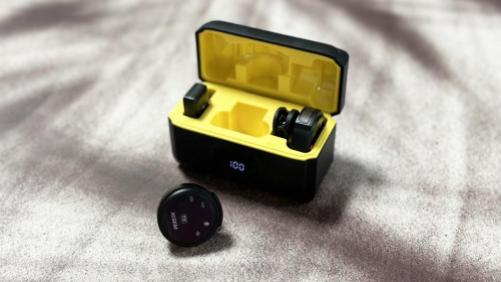 无线领夹麦克风哪个品牌音质最好，揭秘无线麦克风哪个牌子最好！