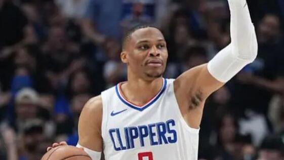 快船将威少交易到爵士！威少：自己就像小丑一样被人玩弄，真是受够了！