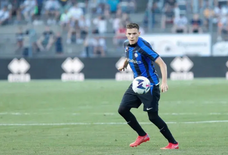 阿斯拉尼是否难堪大用还是假以时日？
国米新星阿斯拉尼优点突出：覆盖面积大，球员年