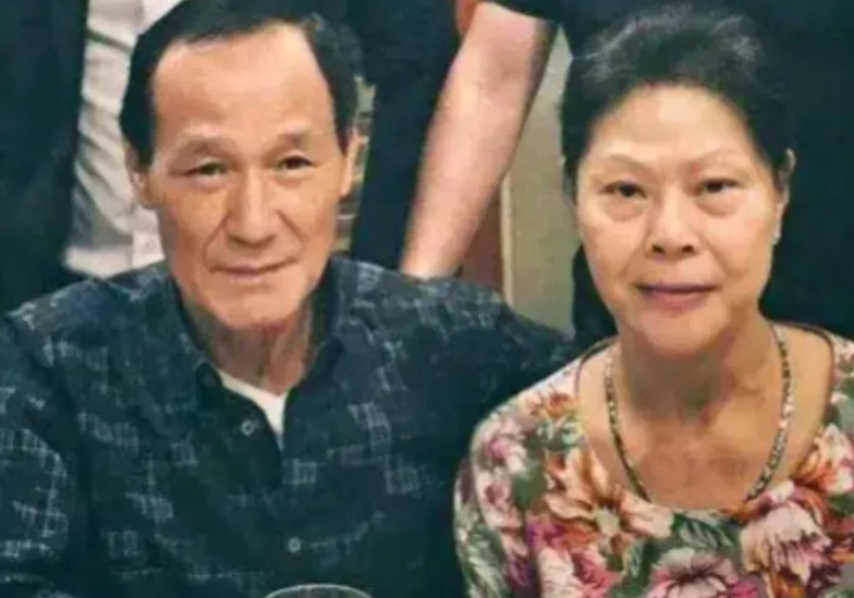 1988年，警察从陈惠敏的家中搜查出2支手枪，200发子弹。就在警察要将陈惠敏带