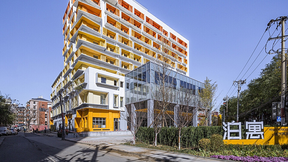 万科再寻“救命钱”，泊寓开启REITs申报