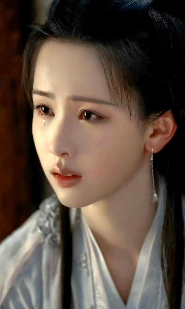 美女嘟嘟陈都灵