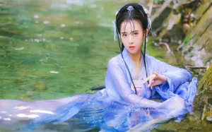 夫君割我九条尾巴，还说：你失去的只是尾巴，彤儿失去的可是容貌。