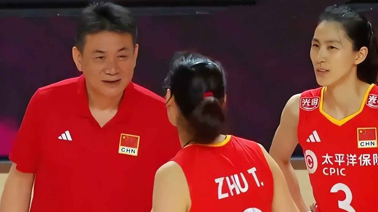 喜讯！美国、日本女排相继送大礼。中国女排提前获巴黎奥运会资格