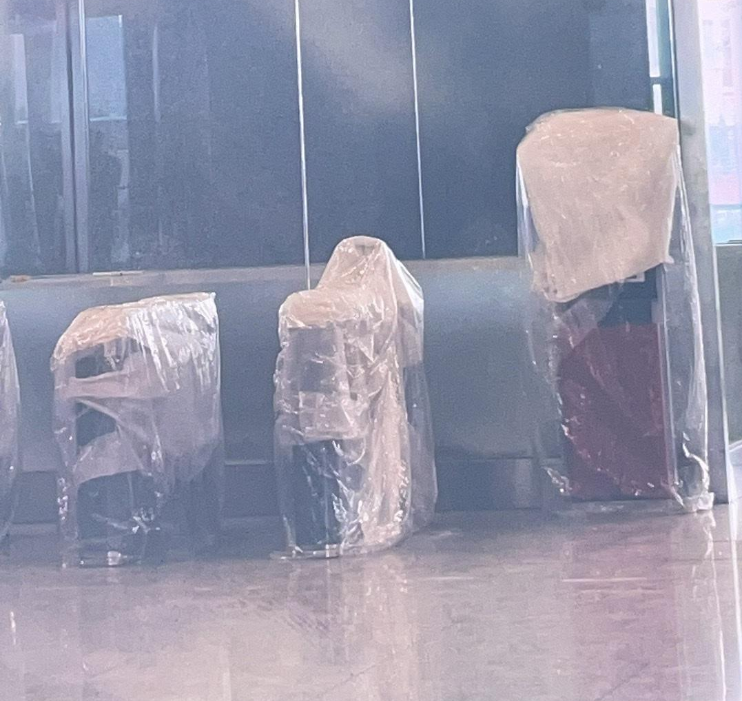 在张槎站实名认证小红机，两线新站的省方公交化票务系统已经开始入驻了。估计这几天就