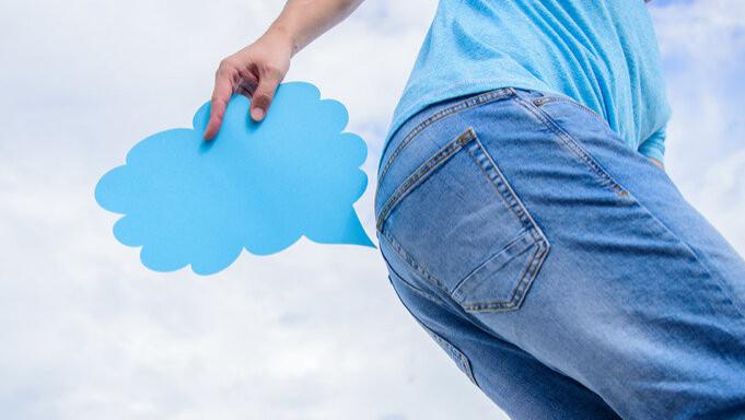 经常“放屁”是患上了肝癌？提醒：放屁多，或与这4个原因有关