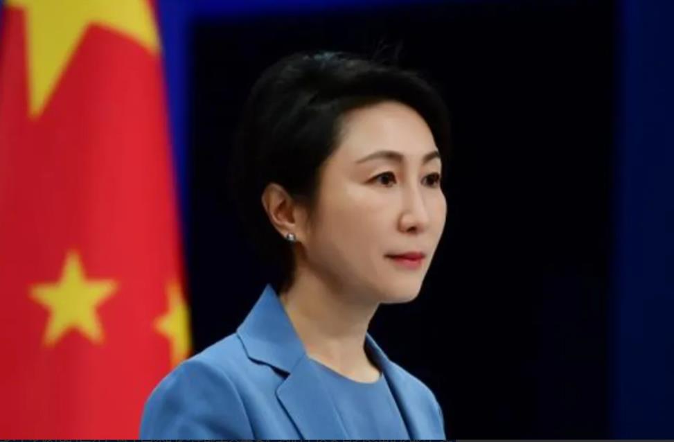 美国大选之际，中国展示先进战机歼-35和防空系统红旗-19，释放军力自信信号。美