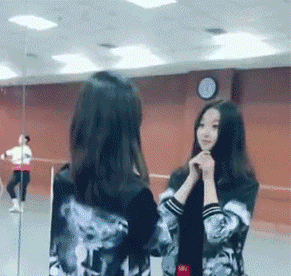 女孩子头发下面藏了多少脸