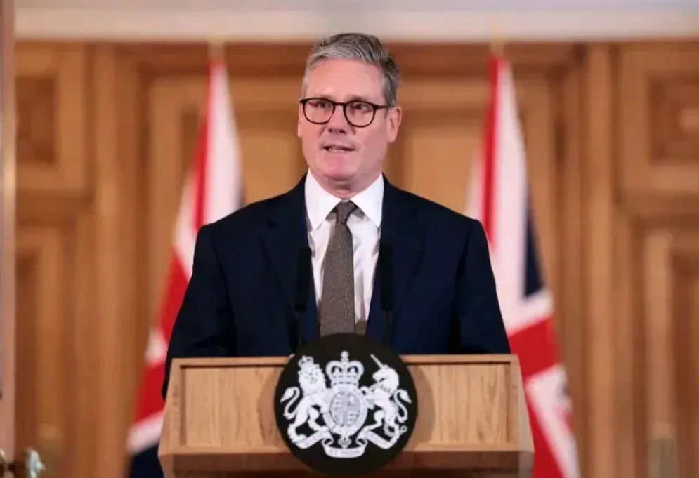 太突然了！
英国刚刚宣布破产！
最新消息，英国首相办公室突然宣称英国已破产！这简