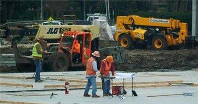 美国灾后重建引发资源争夺