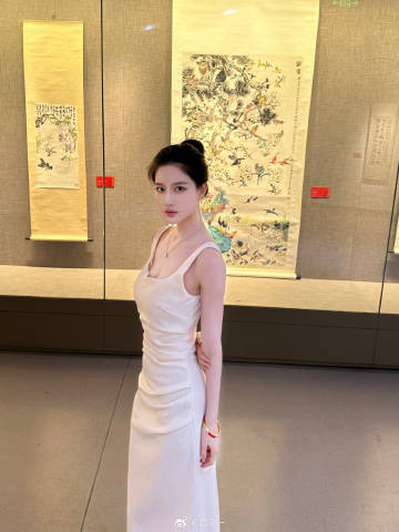 适合春季的清爽妆容 ​