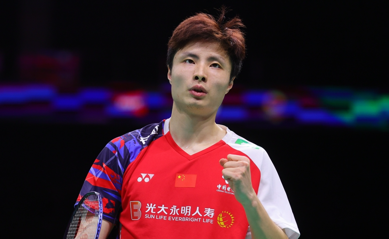 2-1！石宇奇超级逆转赛后振臂，引领全场欢呼，中国队迎开门红
5月2日，汤姆斯杯