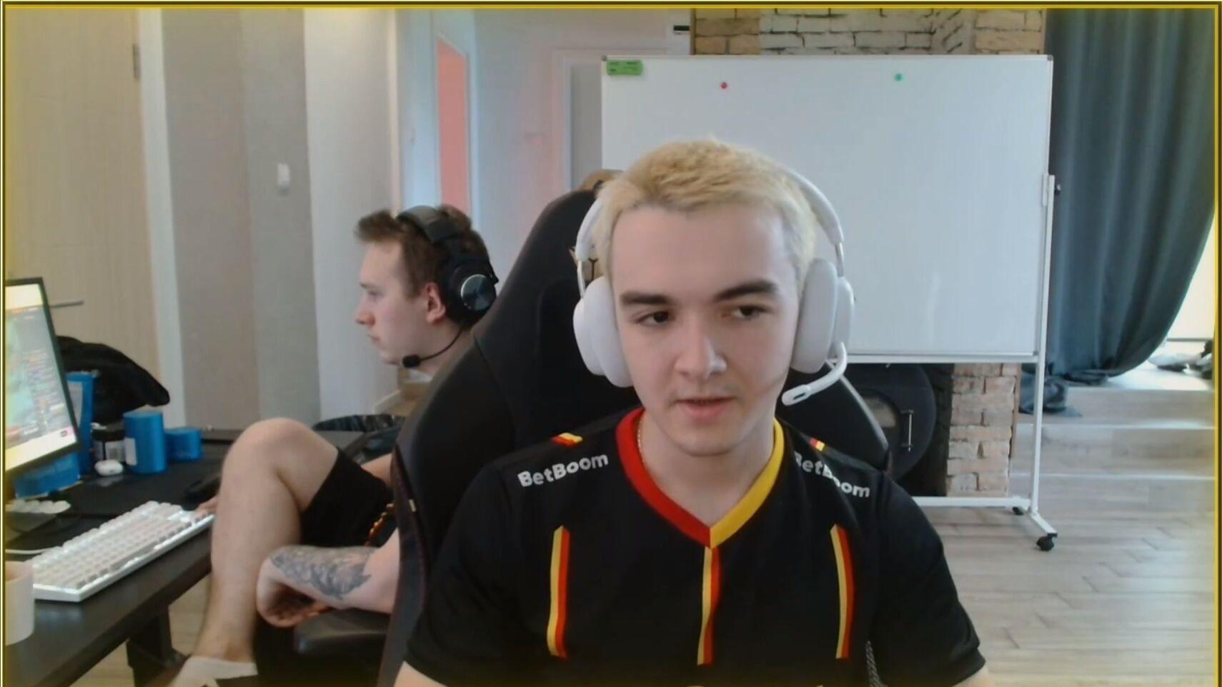 ​梦幻联赛第二阶段Day6：能够证明自己的只有自己 XM能否战胜心魔？