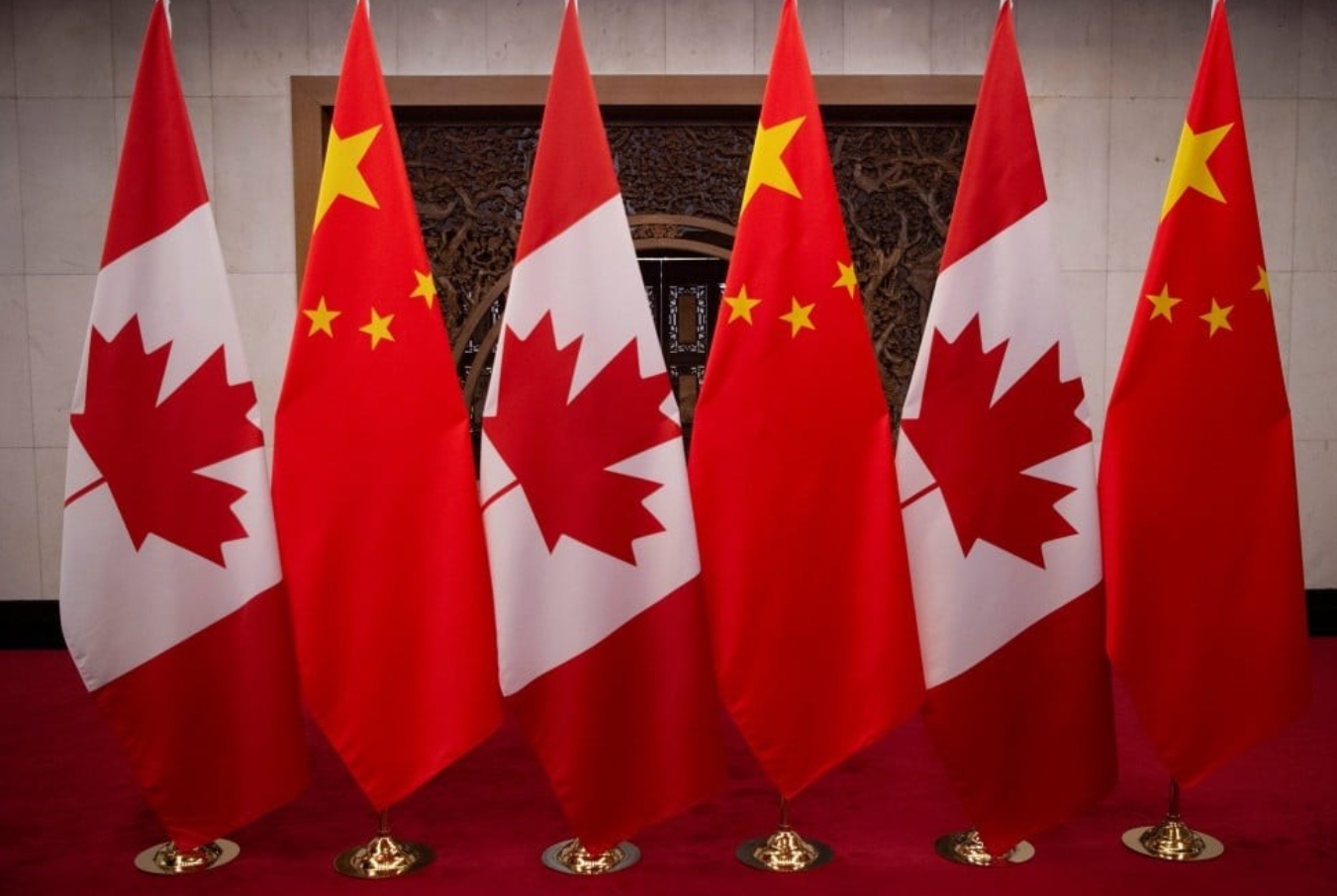加拿大发布“中国旅行警告”：有马匪和海盗公然打劫，全国假币横行

最近，加拿大官