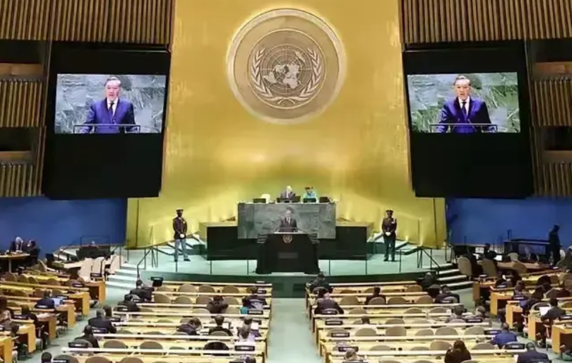 越南人要怒了。
越南网友号称油管五常，整天自诩是未来发达国家，军事力量世界第3，