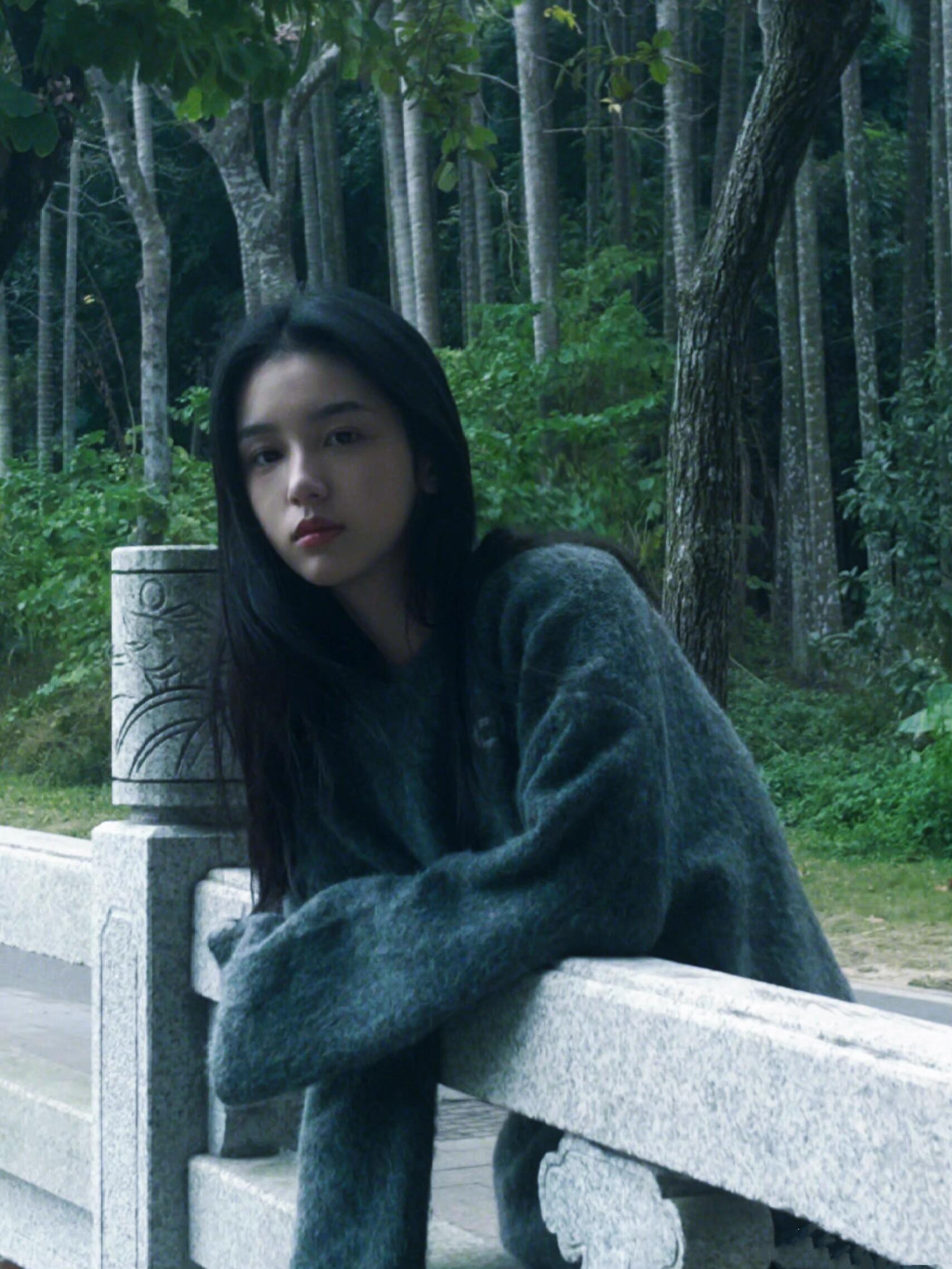 也子不动声色又迅猛地延长