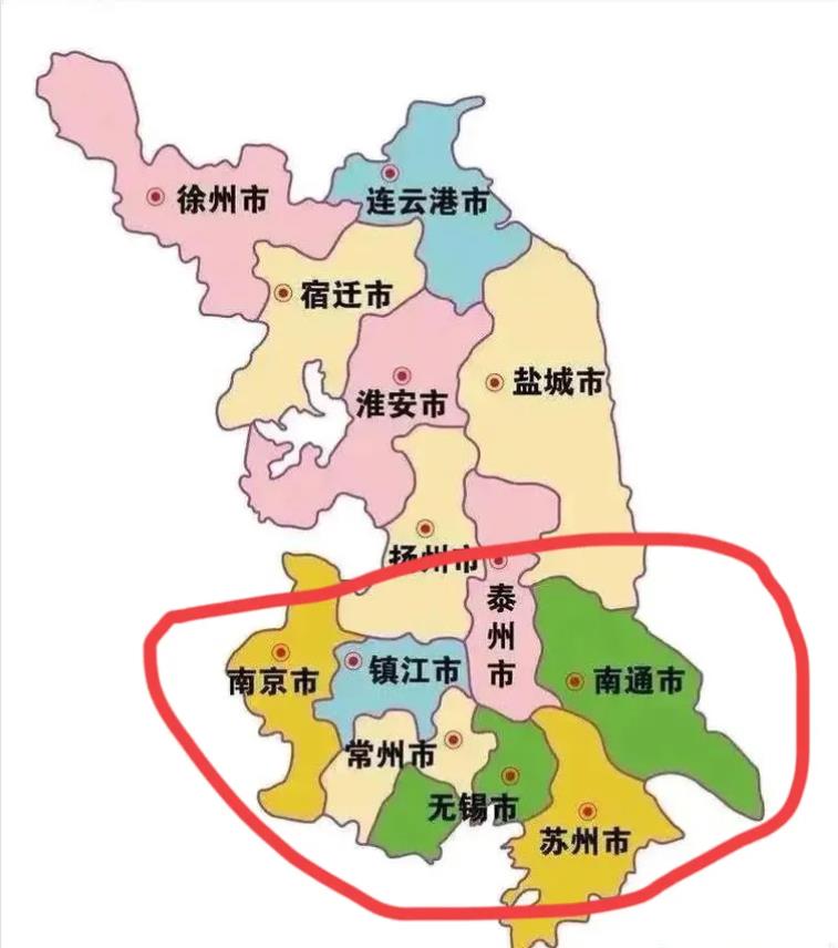 苏南某高校人事处处长被打了
原因是关于年终分配，一线教师严格考核、硬性规定。行政