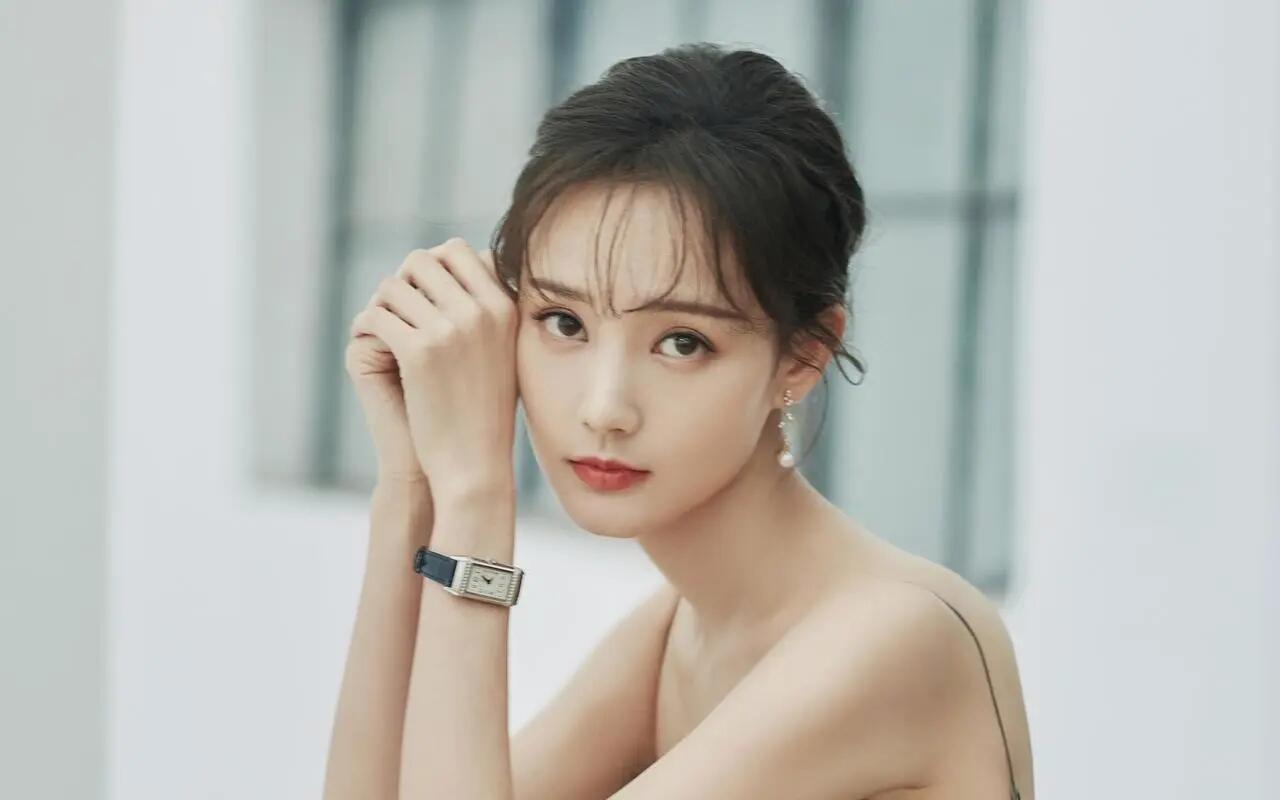 李一桐片场惊魂记：蜈蚣突袭引发热议