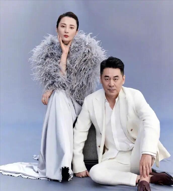 蒋陈夫妇齐声辟谣，恩爱如初打被离婚传闻
