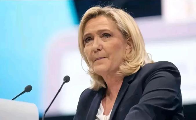 马克龙展开“复仇”行动！勒庞遭遇调查！法国大选方才落下帷幕，马克龙以微弱优势惊险