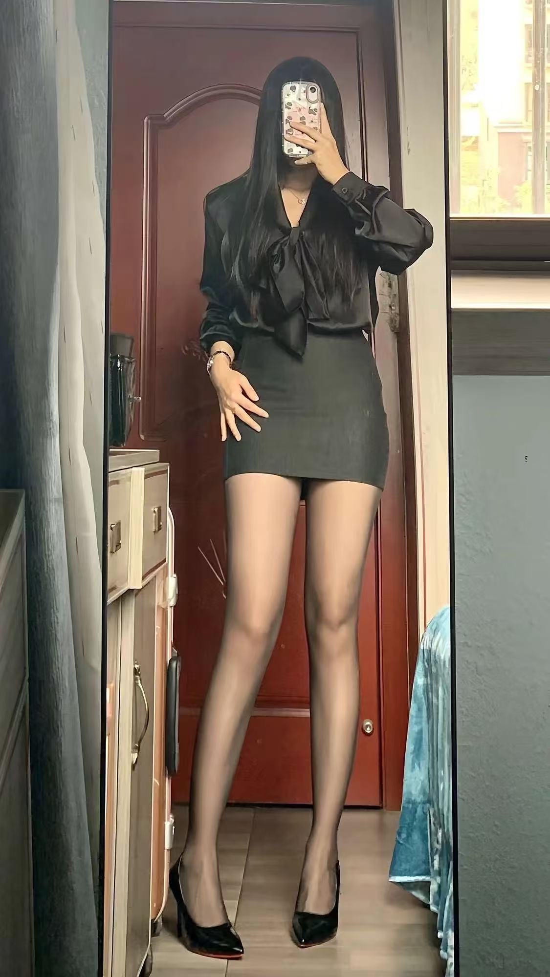上班第一天这么穿会不会引起老板目光啊哈哈哈哈