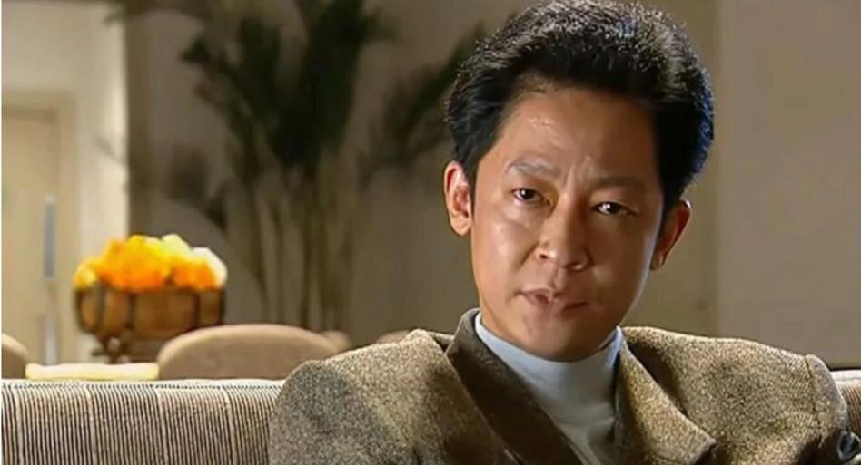 王志文是一位备受尊敬的演员和歌手