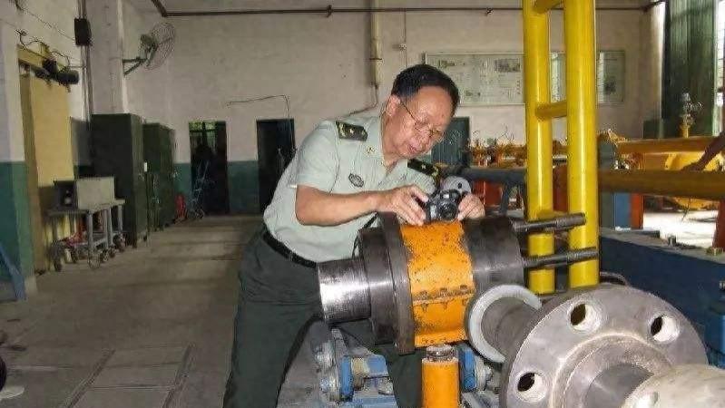 坚守戈壁52年，参与全部45次核试验，这位军人在生命最后仍在冲锋