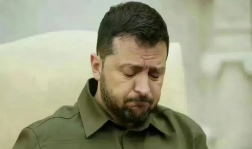 不装了，摊牌了！最铁杆支持乌克兰的是英国！从约翰逊到苏纳克，再到后来的首相，  