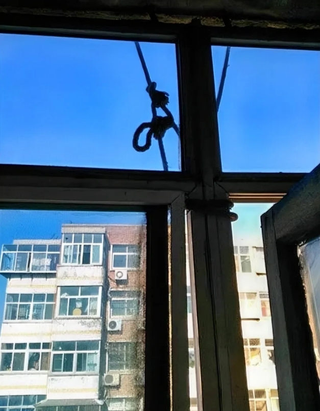 “冤不冤！”吉林白城，15岁女子醉酒独自走路回家时因走路摇晃，被路过的外卖员带至