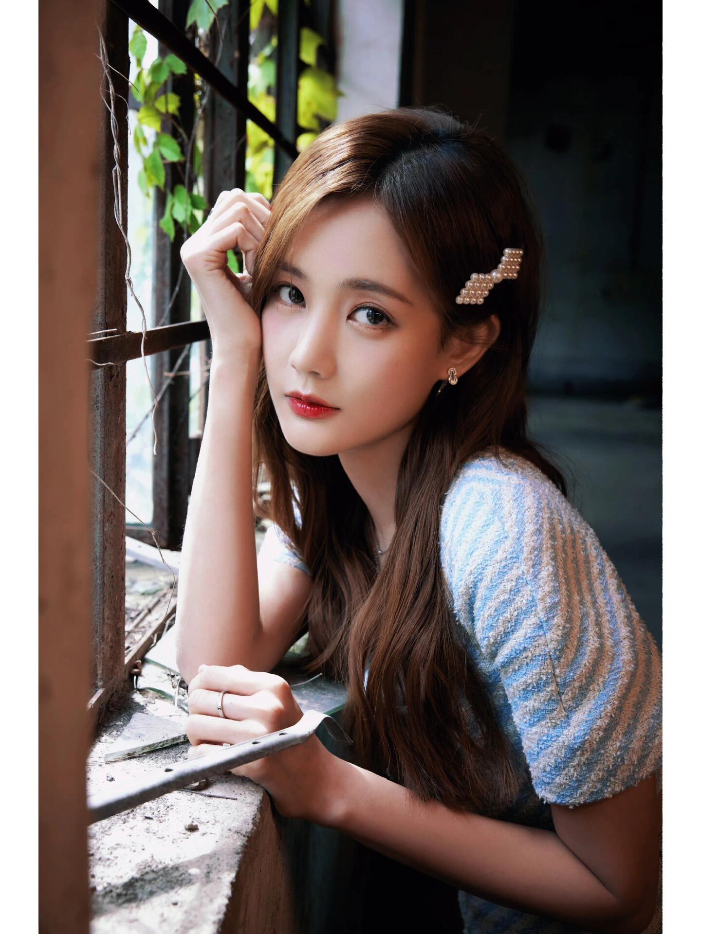 李一桐气质温柔而坚韧