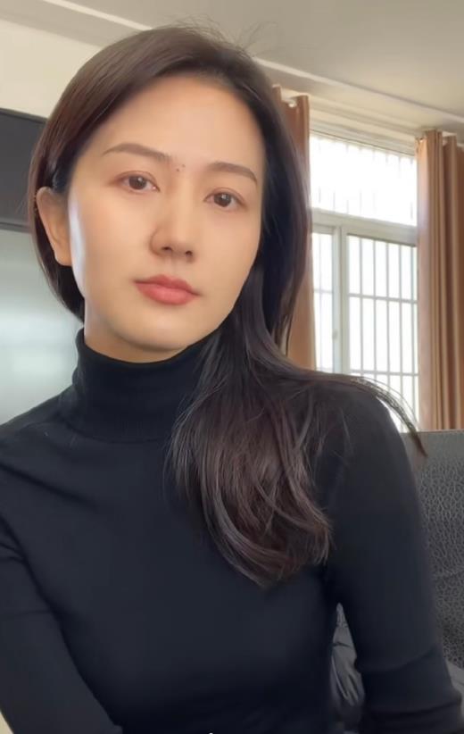 姨这气质能获得你的尊重吗？
