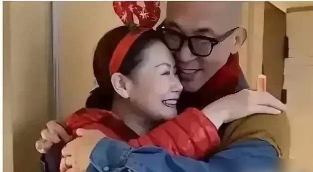 大S离世11天，具俊晔的回旋镖也来了！

2月14日情人节，大S离世11天，S帮