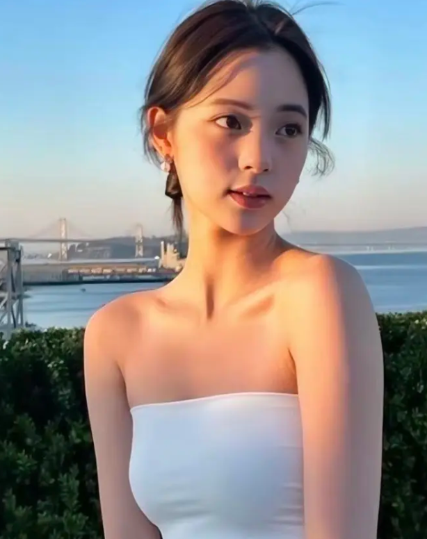 年轻就是资本，欧阳娜娜真的好好看啊！！