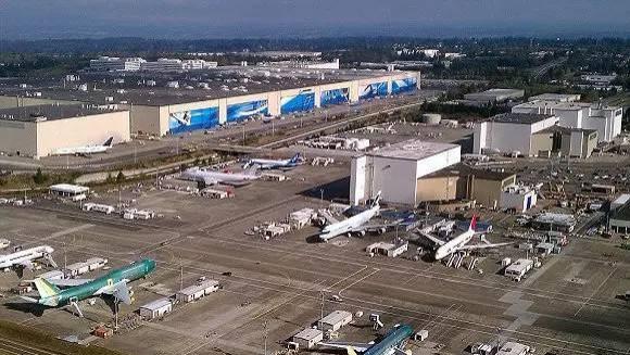 波音公司的没落是管理层作死的必然结果