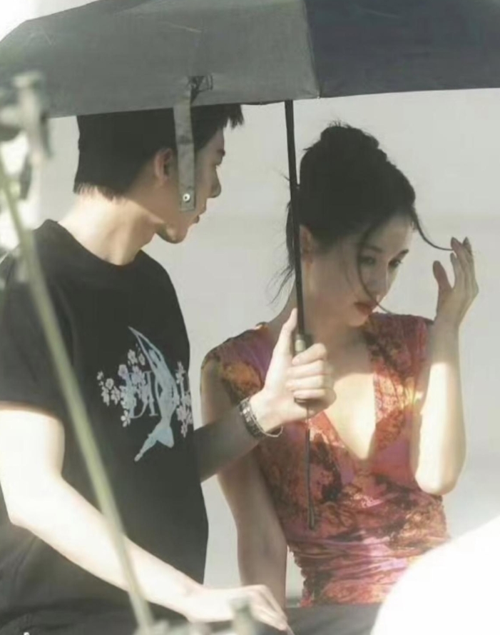 王子文身上真有一种妩媚性感！