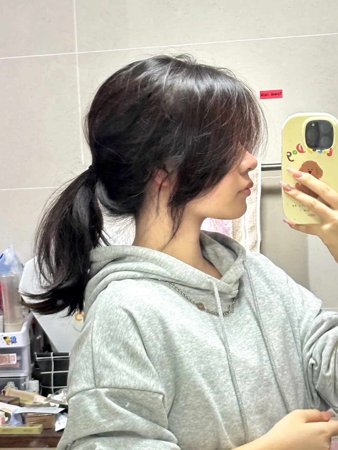 上学三年低马尾 已经nextlevel了
平时圆圆的头
实际上缺了两块
高中给我