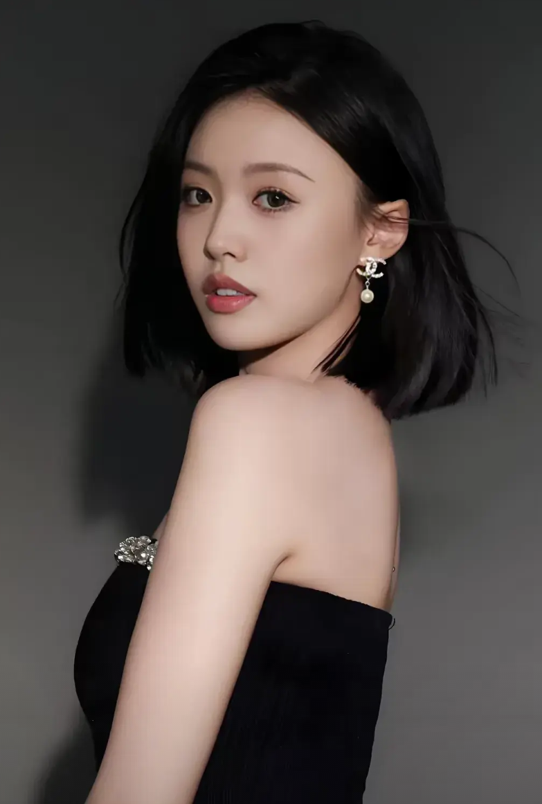 徐子尧，能红吗？
第一，音域太窄，高音上不去，低音下不来，
第二，唱歌缺乏感情，