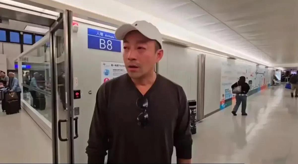 汪小菲，又被网友猜中了。
大s在日本火化后，汪小菲彻底发疯，不仅深夜在雨中淋雨独