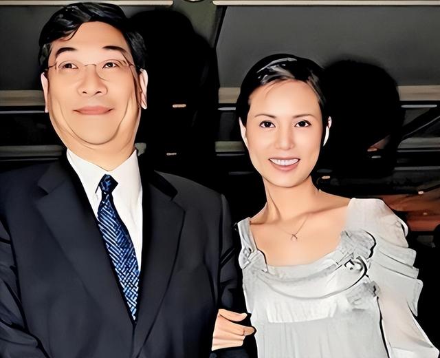 她一生不仅被老头“白睡”10年,还倒贴上亿,如今的下场令人惋惜(她一生所有的不幸)-第9张图片-九妖电影 她一生不仅被老头“白睡”10年,还倒贴上亿,如今的下场令人惋惜(她一生所有的不幸)-第9张图片-九妖电影