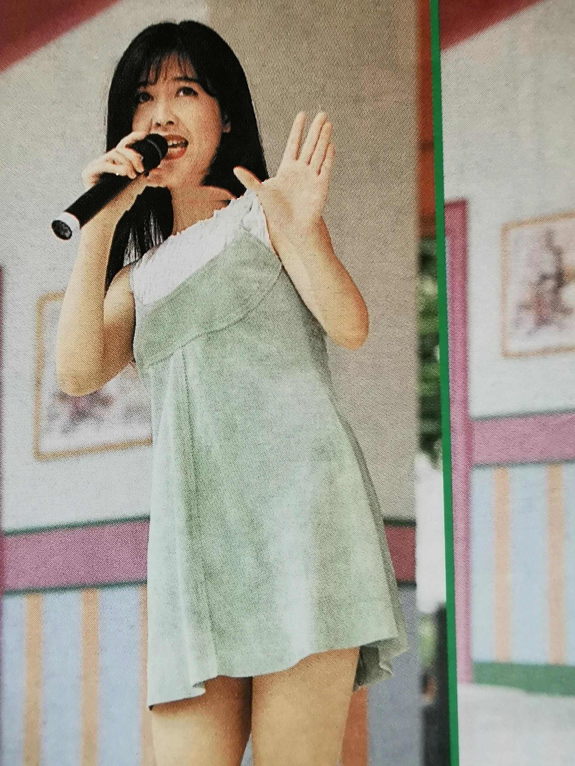 周慧敏的腿实名羡慕了