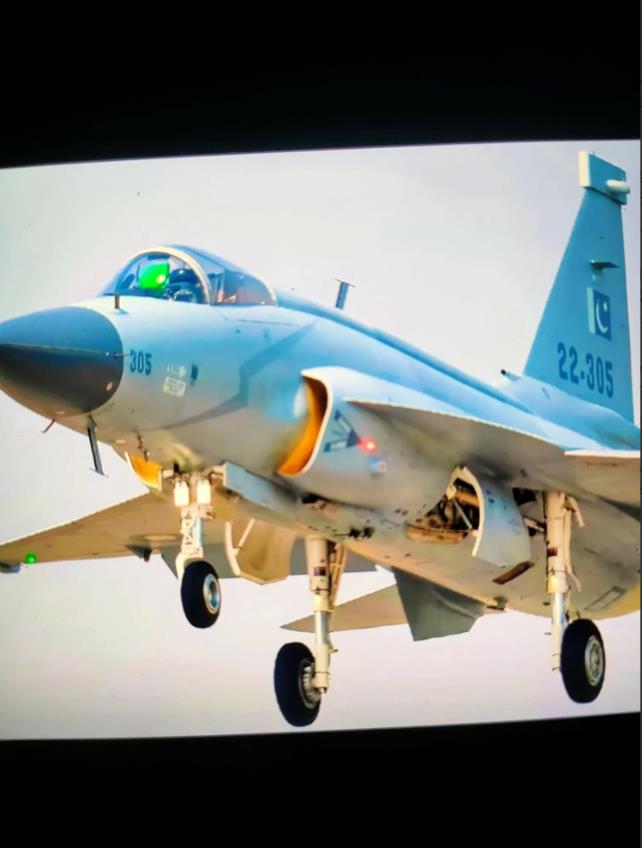 F16战斗机好不好，美国说了不算，中国军事专家说了也不算，而是让那些买F16战斗