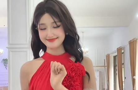 曝新疆美女模特“赛赛”走了！才25岁啊，抗癌故事让人泪奔
2025年1月19日，