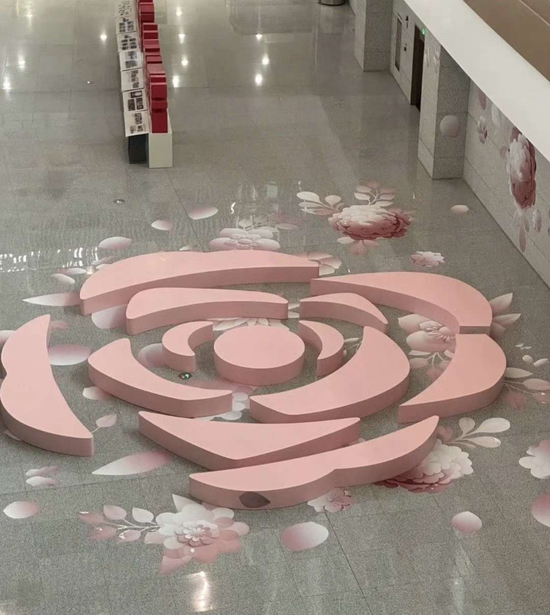 唯一一个能让游客躺着休息的机场了