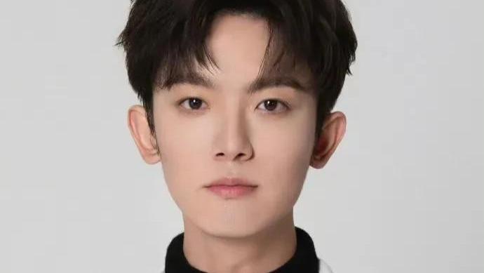 资本还是赢了！李明德宣布退圈，直播间永久封禁 无经纪公司敢要！