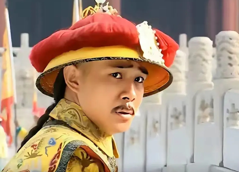 乾隆后期在军事上重点使用的是福康安、和琳和孙士毅，凡有战事，就会让他们作为统帅带