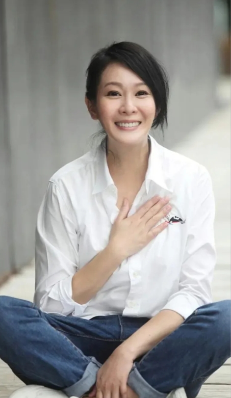 刘若英嫁小十岁男人，提出3个条件