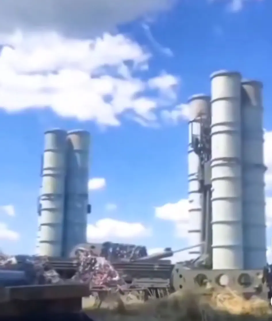 据称在伊朗操作S400防空导弹的是俄罗斯军人！
为应对以色列的报复，伊朗求助于俄