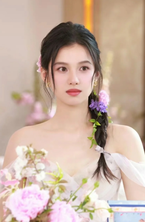 张婧仪有着难以言喻的魅力