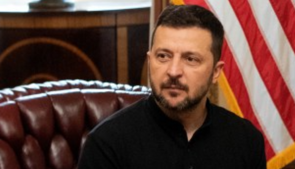 特朗普表示，他将与乌克兰总统泽连斯基会面。此前报道，特朗普早些时候拒绝了与泽连斯