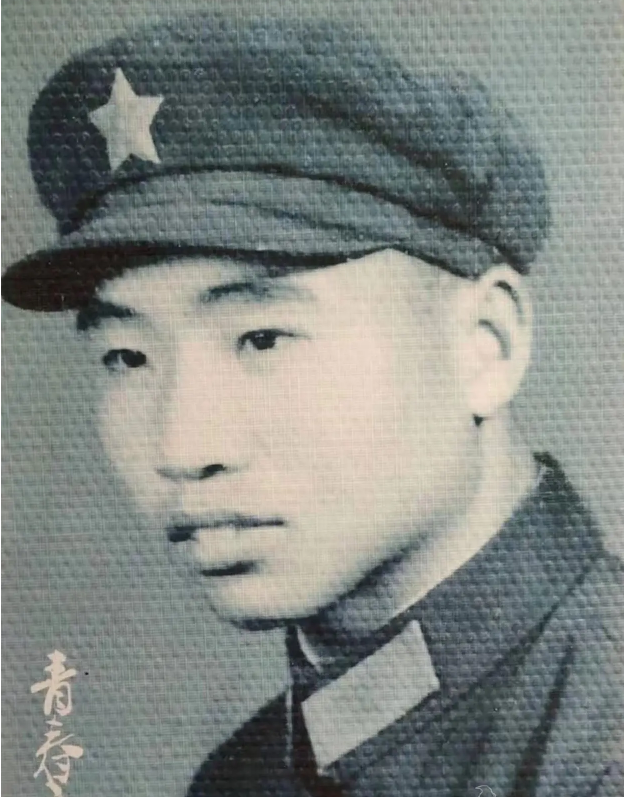 1984年，战士李陶雄中弹后抢救无效，壮烈牺牲。谁知，遗体送往后方安葬时，莫名从